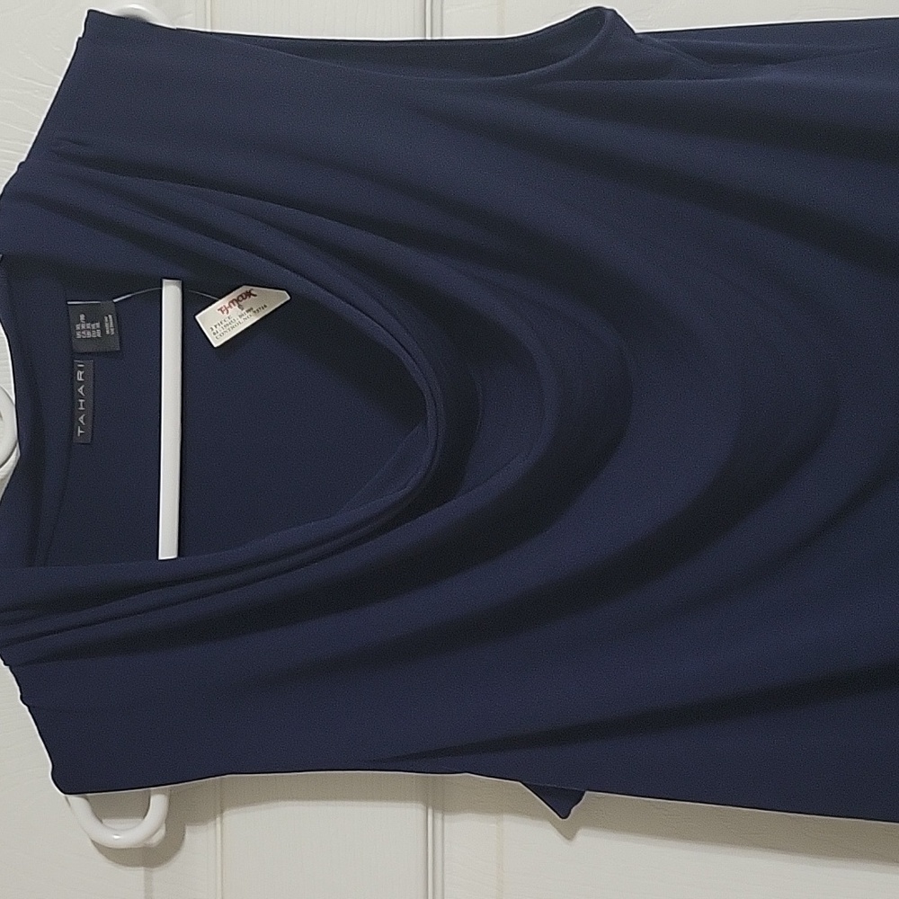 Tahari Navy Blue Sleeveless Drop Top NWT Size XL - Picture 2 of 6